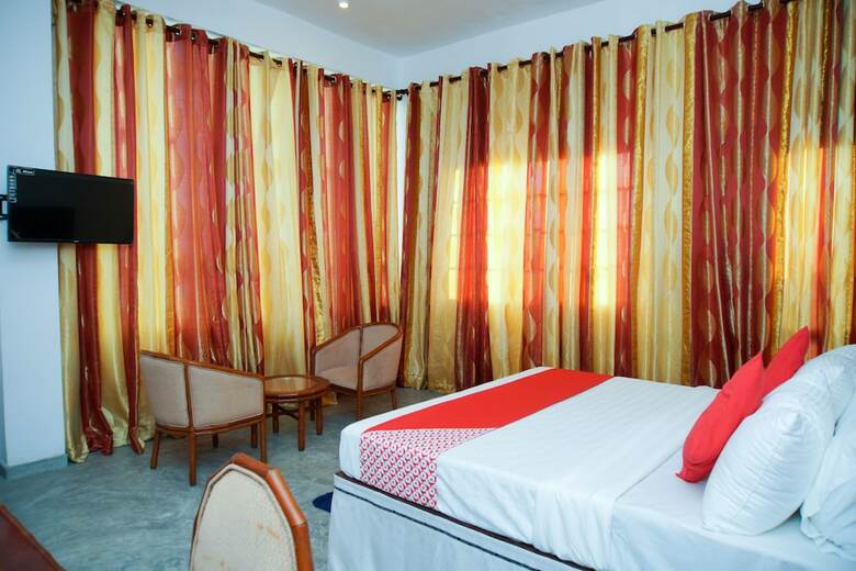 Oyo 352 Sea Breeze Hotel