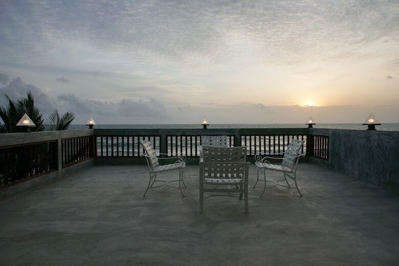Oyo 352 Sea Breeze Hotel