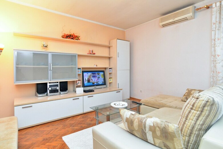 Apartment 1597