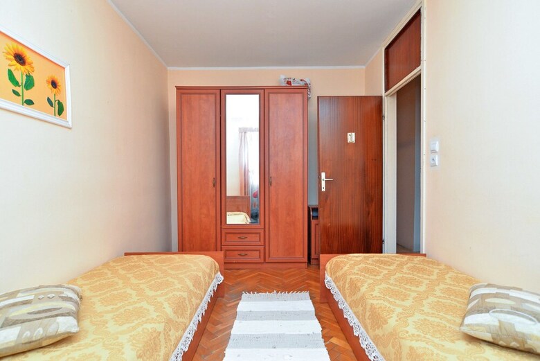 Apartment 1597