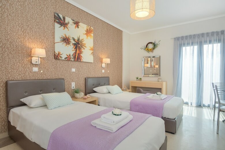 Pyrgos Beach Hotel Apartments