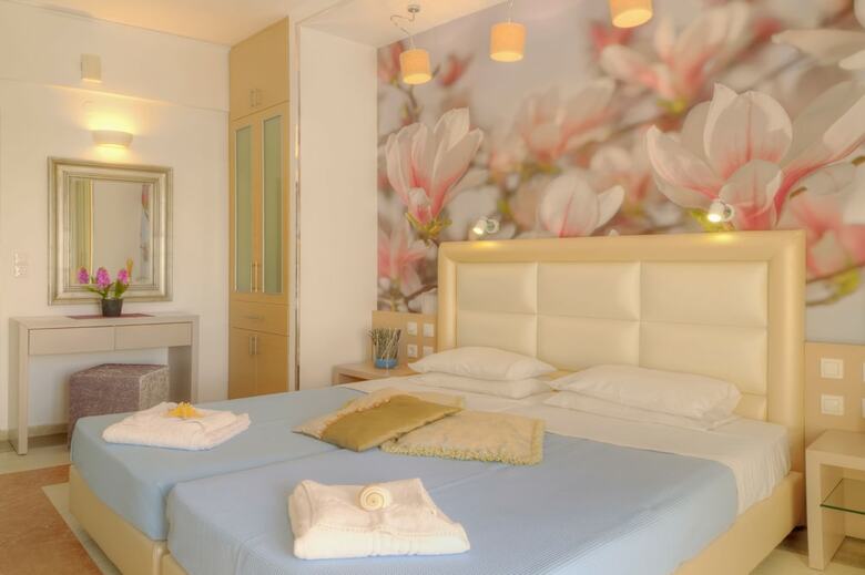 Pyrgos Beach Hotel Apartments