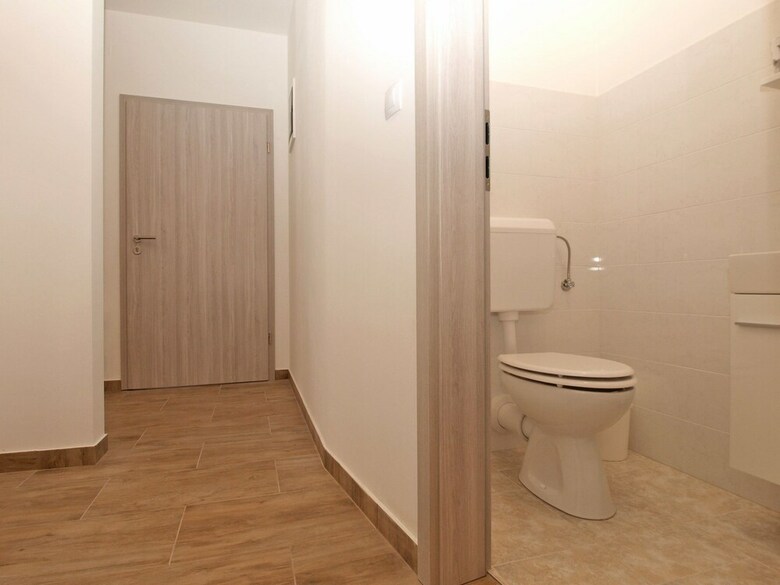 Apartment 1670