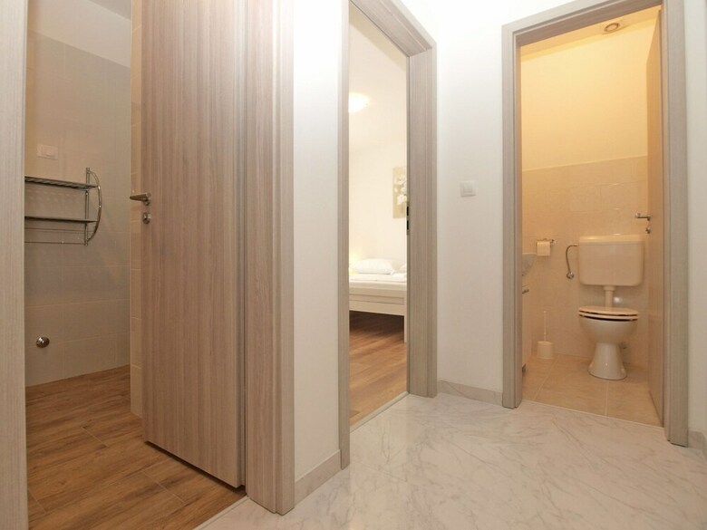 Apartment 1670