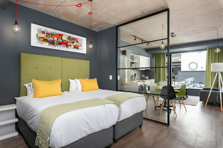 Wex1 Living - Serviced Apartments