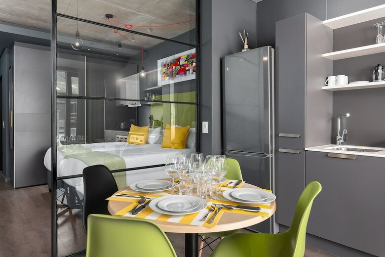 Wex1 Living - Serviced Apartments
