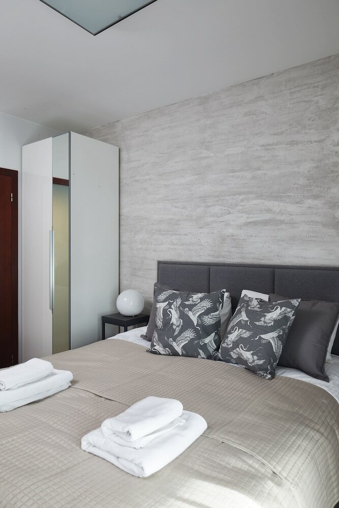 Exclusive Apartment With Gym And Sauna