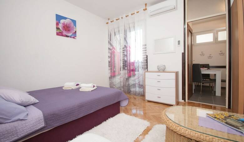 Studio Apartment Tina