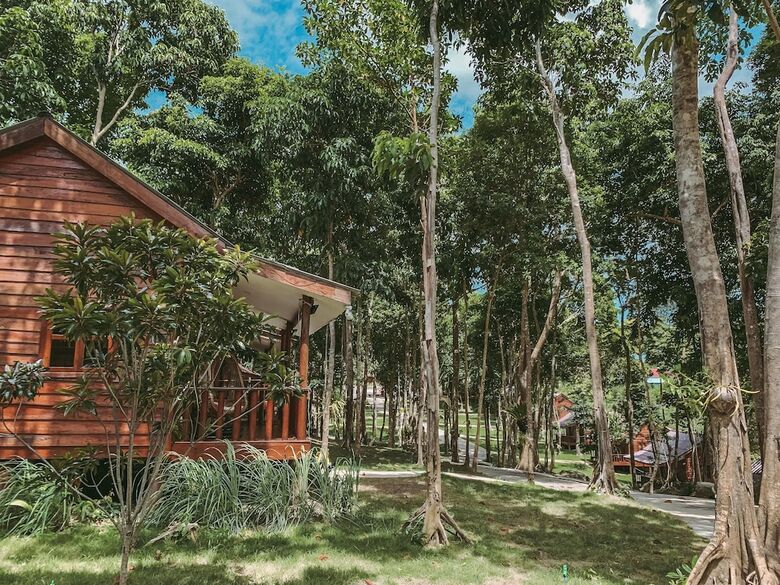Hotel Ariya Resort