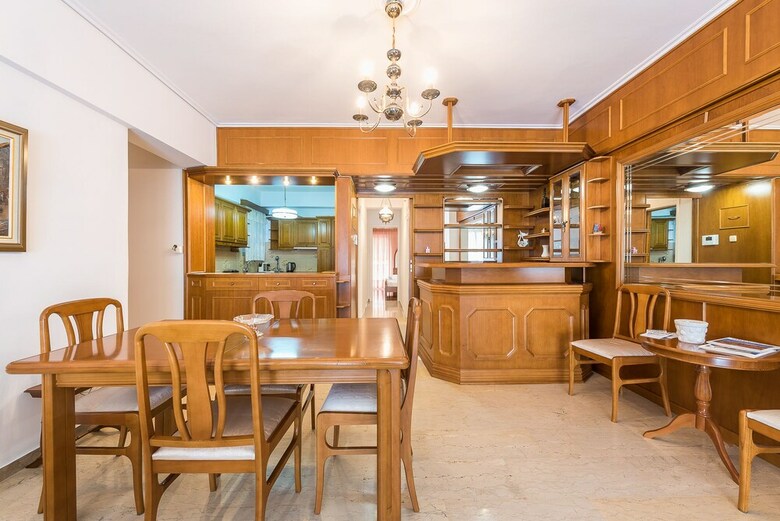 Vintage Acropolis Apartment