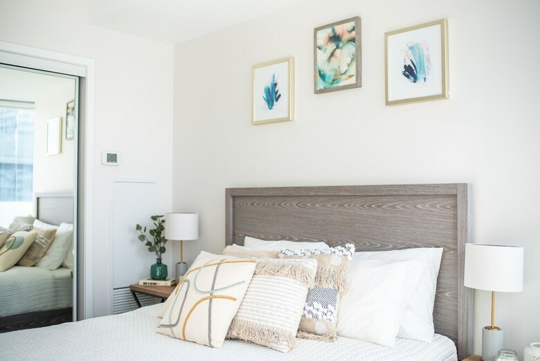 Quickstay - Trendy 2-bedroom Condo (Amazing Cn Tower Views)