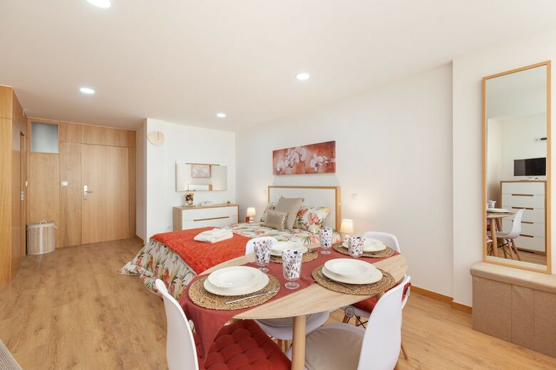 Avenida Apartement