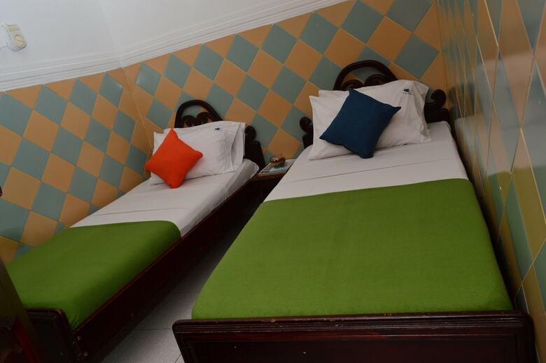 Hostal Marlin Hostel