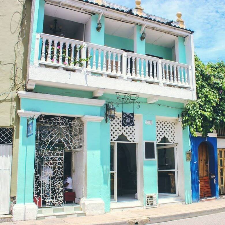 Hostal Marlin Hostel