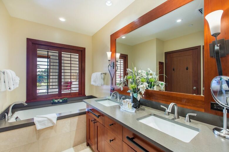 Beach Villas At Ko Olina By Love Hawaii Villas