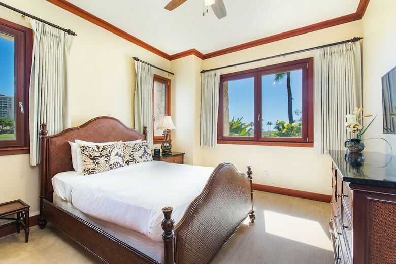 Beach Villas At Ko Olina By Love Hawaii Villas