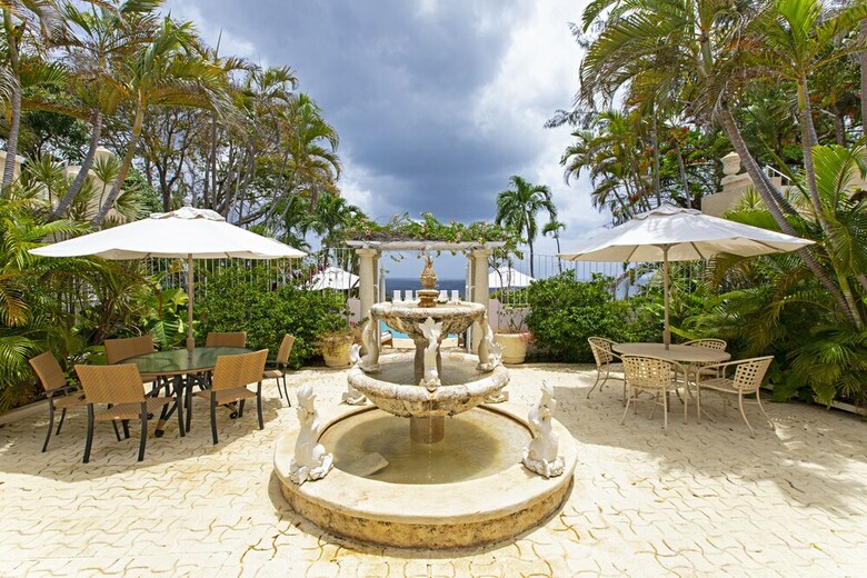 Villa Shangri La
