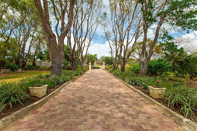 Villa Shangri La