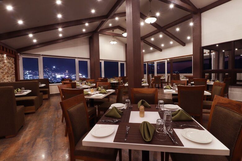 Hostal Denzong Shangrila Hotel & Spa