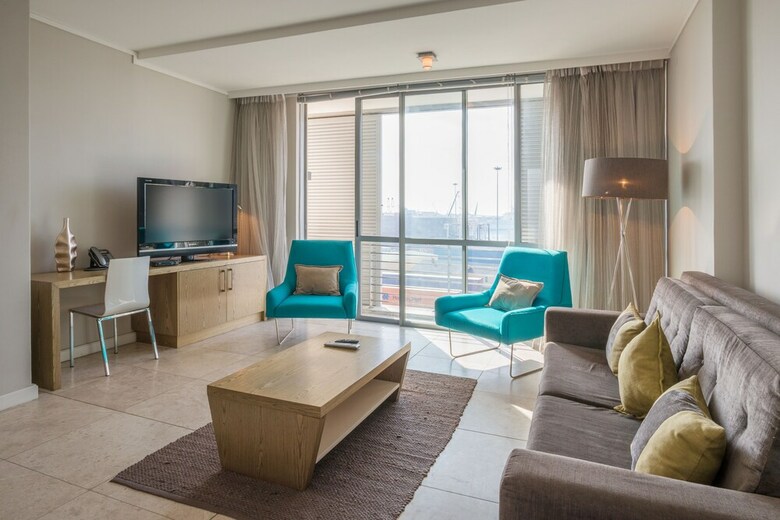 Aparthotel V&a Waterfront Collection - Whosting