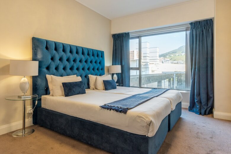 Aparthotel V&a Waterfront Collection - Whosting