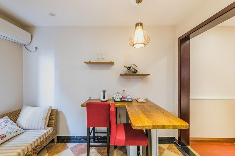 Chengdu Wenjun Courtyard Hotel