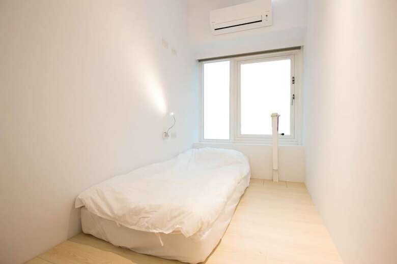 Hostal Light Inn - Hostel