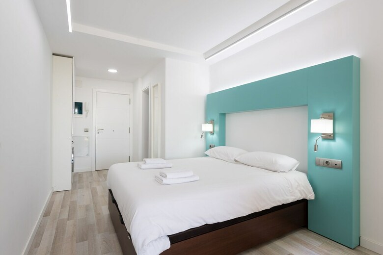 Apartamentos Aguila Beach