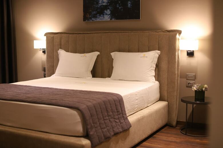 Supreme Hotel & Spa