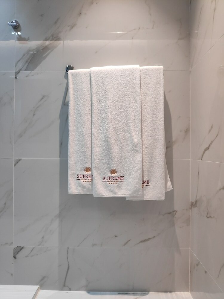 Supreme Hotel & Spa
