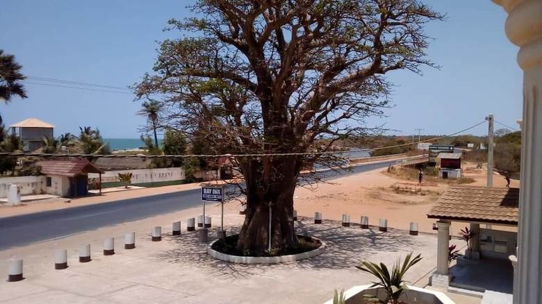 Bay Inn Hotel