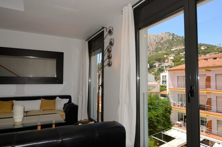 Apartamentos Duplex Esglesia 7 3-4