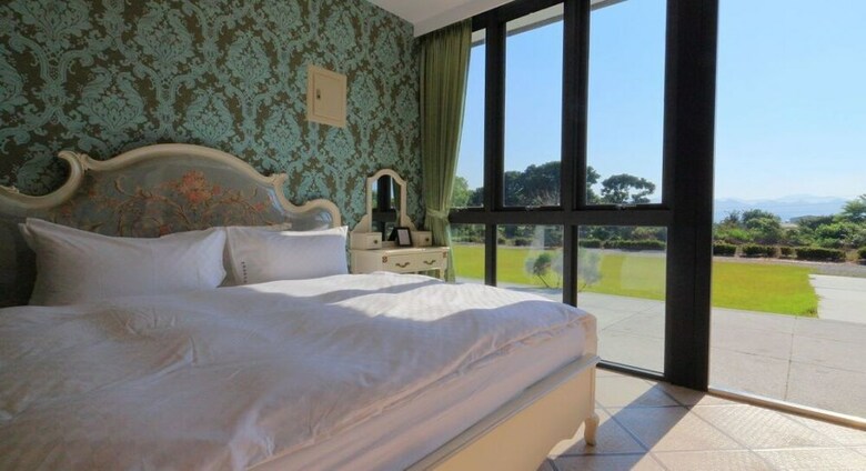East Love B&B