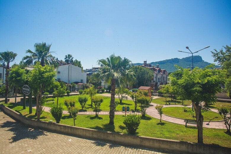 Dinara Garden Hotel