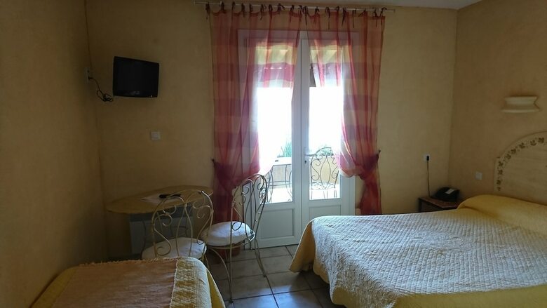 Hotel H�tel Restaurant Les Cavalets