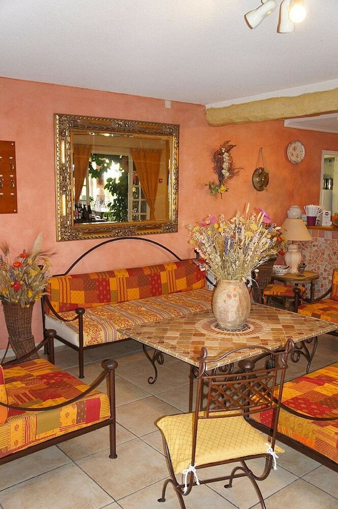 Hotel H�tel Restaurant Les Cavalets