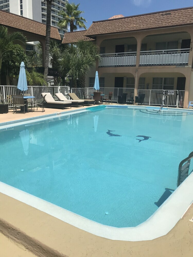 Echo Sails Motel