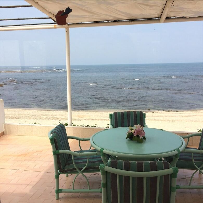 Villa Cabanon Pied Dans L Eau