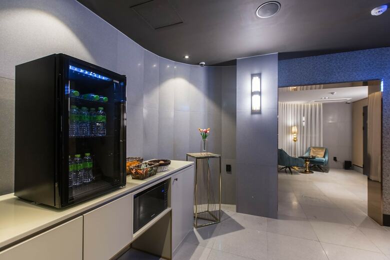 Browndot Hotel Samgye