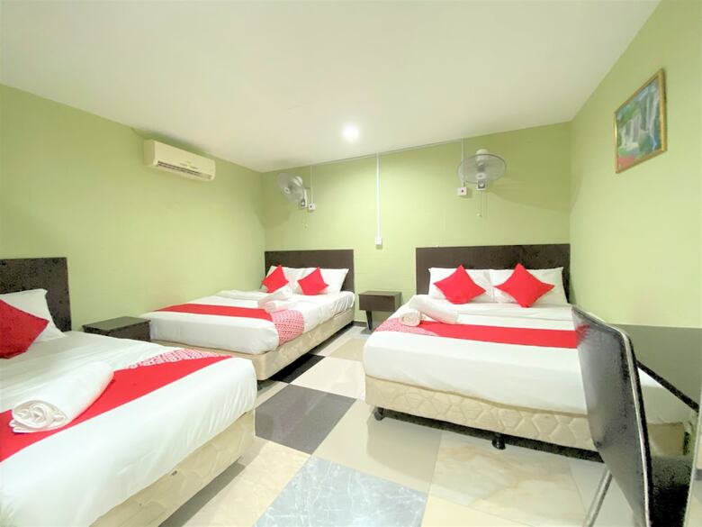 Hotel Oyo 873 Bamboo Inn