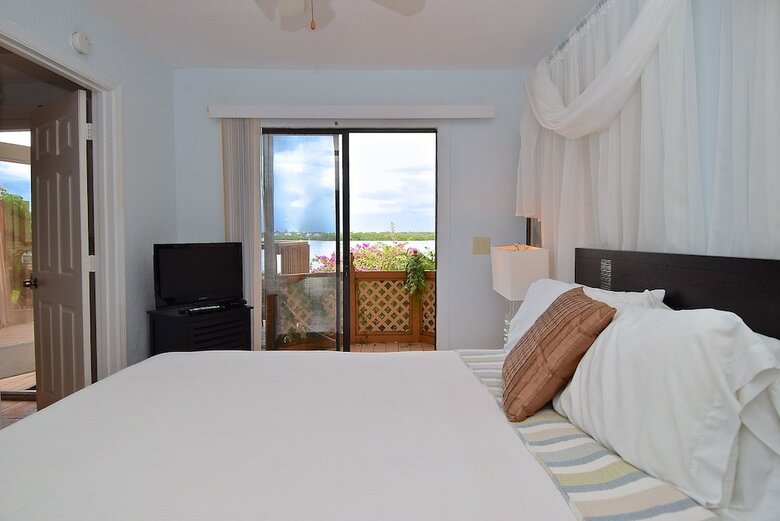 Apartamento Turtle Beach Resort And Inn