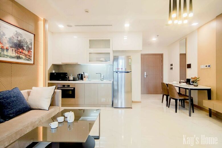 Vinhomes Golden River Luxury Apartment