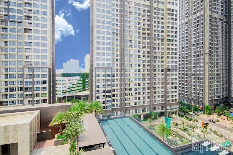 Vinhomes Golden River Luxury Apartment