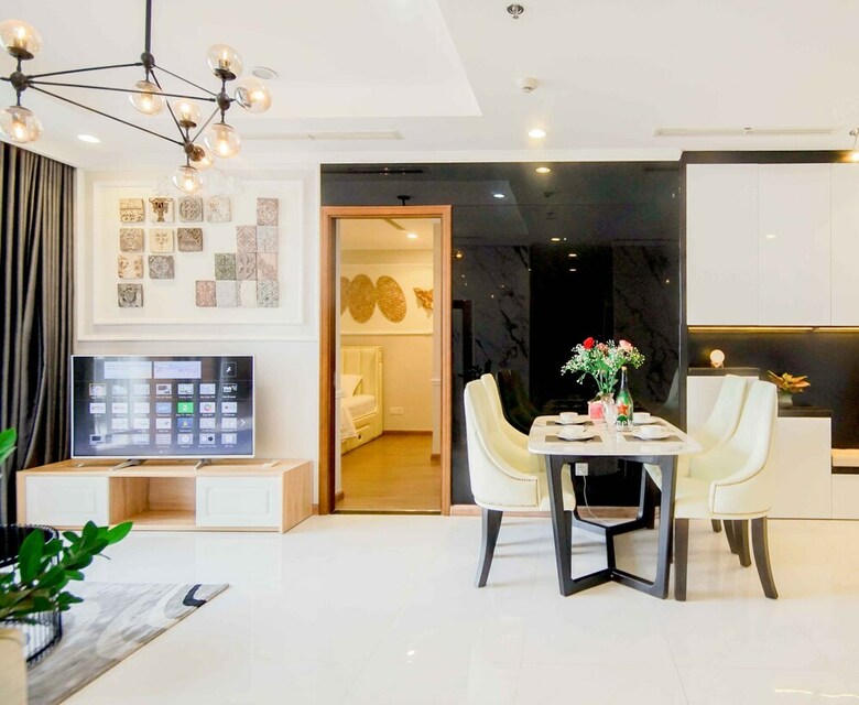 Vinhomes Golden River Luxury Apartment