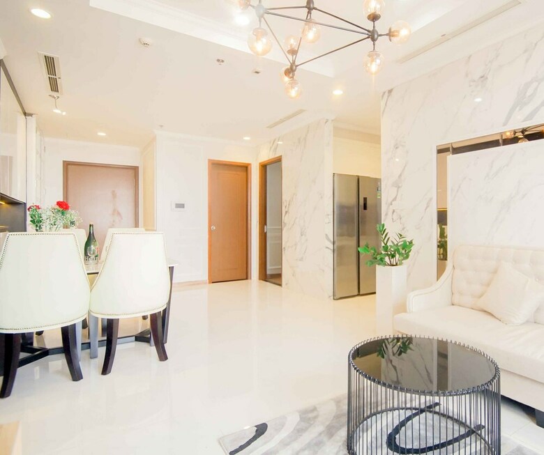Vinhomes Golden River Luxury Apartment