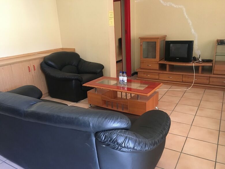 Hotel Tshesebe Stopover Motel