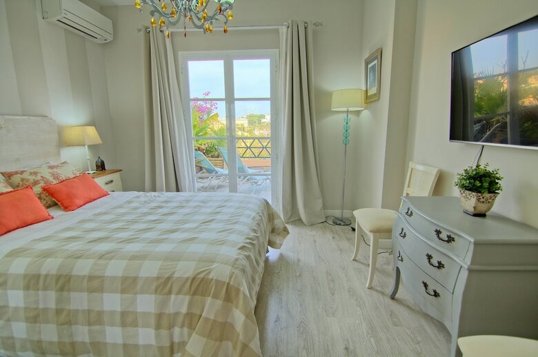 Oasis de Riviera Apartment