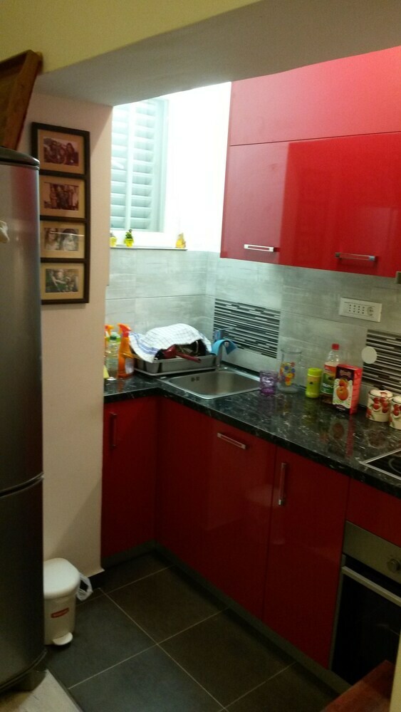 Luka Apartment