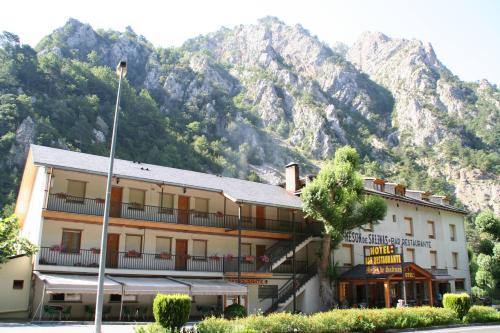 Hostal Mes�n De Salinas