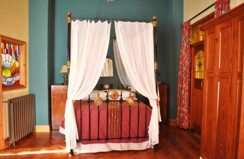 Hostal La Flamenca Inn
